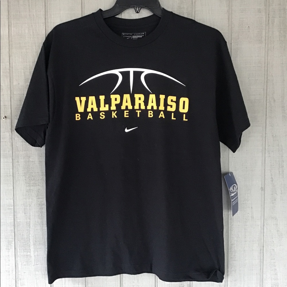 Valparaiso University, Basketball  T-Shirt
